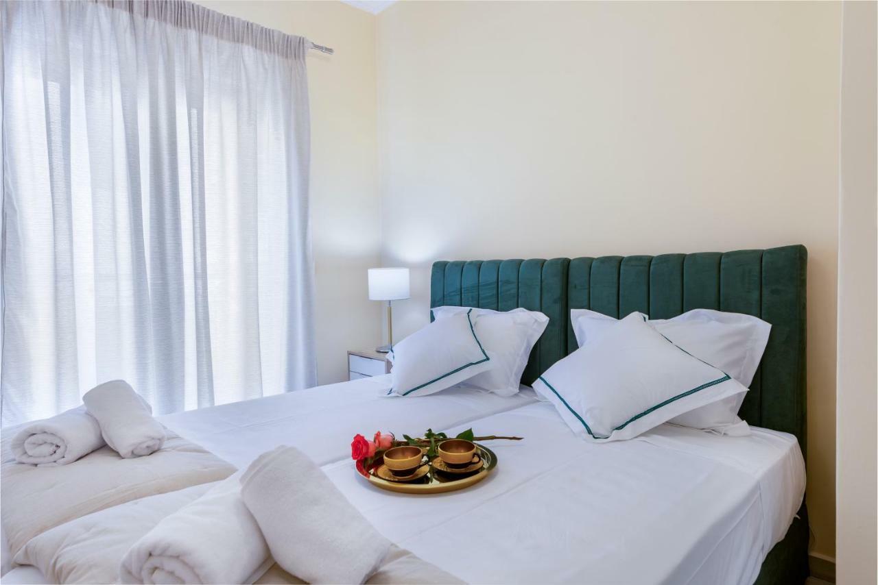 Anaria Gold Suite แอร์มูโปลี ภายนอก รูปภาพ